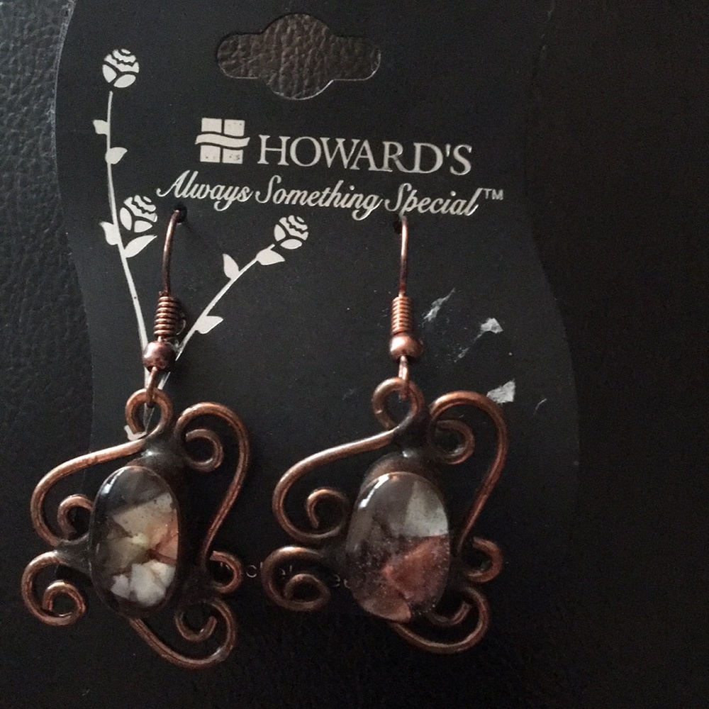 Howard’s Wire Wrapped Earrings with Gemstone